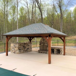 16x20 Cheyenne_ Jarrah Brown_ Williamsburg Slate_ Dk. Bronze Gutters_ Fireplace